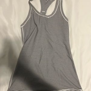 Lululemon Swiftly Tech Racerback Tank Top. Size 4